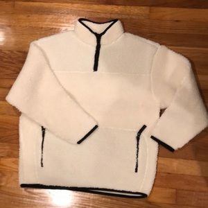 Gap NWOT high pile fleece 1/4 zip pullover